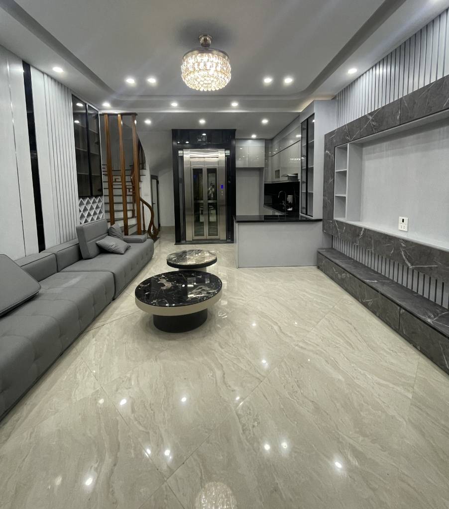 BÁN NHÀ LÒ ĐÚC, HAI BÀ TRƯNG, NHÀ ĐẸP LUNG LINH, VÀI BƯỚC RA PHỐ, THANG MÁY, FULL NỘI THẤT CAO CẤP