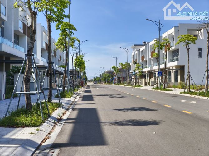 BGI Huế đường 19.5m_ nhà 3 tầng 7*15m giá 6.1ty