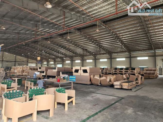 Bán nhà xưởng 10400m2 đường TL 835, Xã Long Hòa, Huyện Cần Đước, Long An