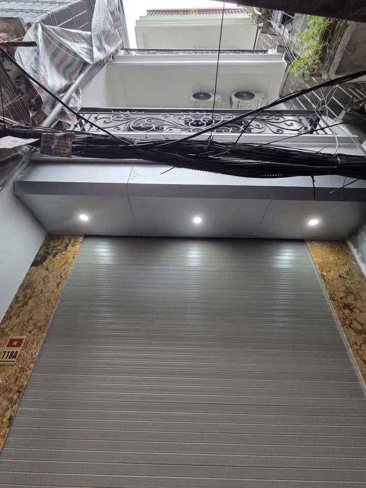 Bán nhà 5 tầng Chợ Khâm Thiên, phường Trung Phụng, Đống Đa, 54m2, giá 11,5 tỷ