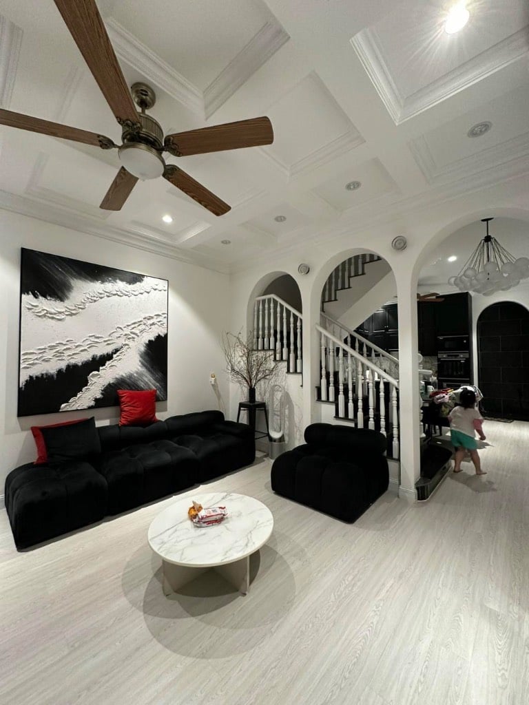 bán nhà Tân Thuận Đông Quận 7, gần Vincom Nam Long, 55m2, 4 tầng, full nội thất, 10,55 tỷ