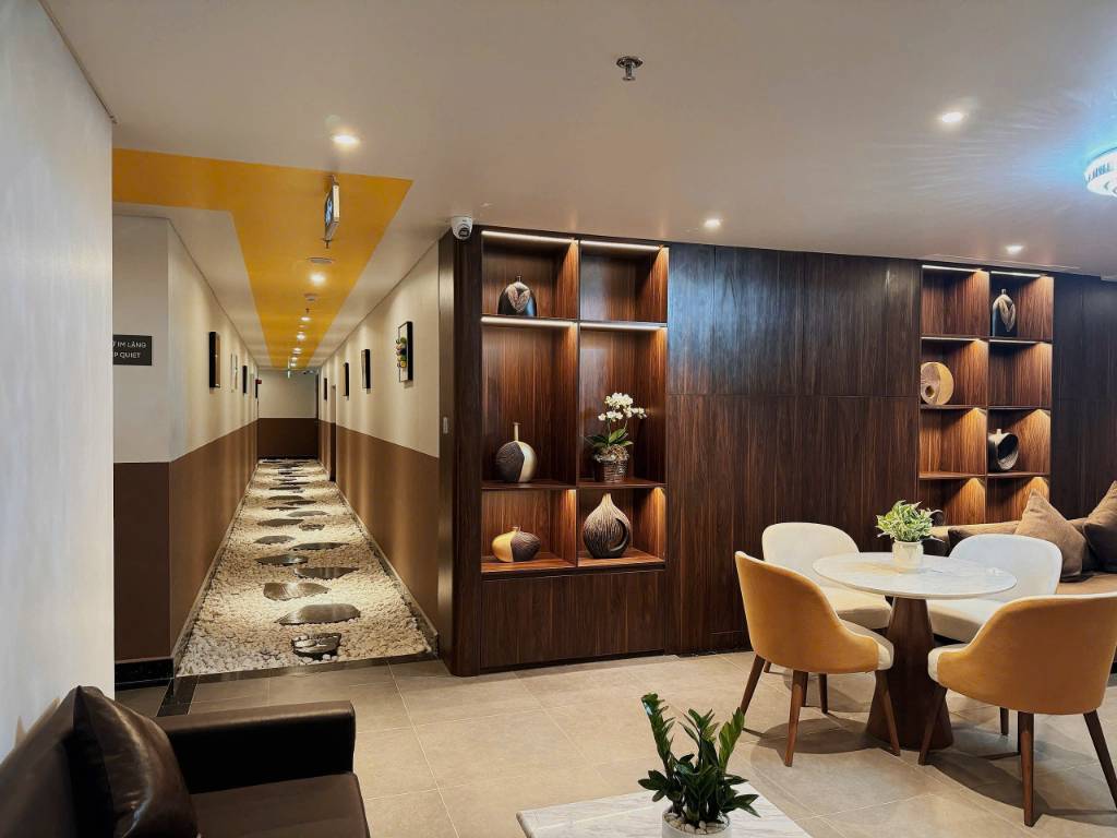 Bán căn hộ Wyndham Soleil Đà Nẵng view biển Mỹ Khê 35m2 giá 2.7 tỷ đầu tư