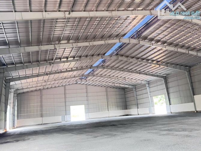 Bán xưởng mới 100%. Có hộp đồng thuê 430tr/1 tháng mới ký 5 năm.tại cụm sản xuất vỉnh tân