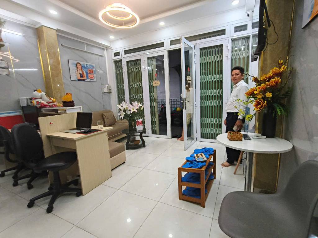 BÁN NHÀ NGUYỄN TIỂU LA, QUẬN 10, NGANG 4.4M HIẾM CÓ, SÁT NGÃ 5 NGUYỄN TRI PHƯƠNG