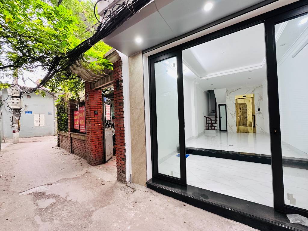 Bán nhà Trương Định Hoàng Mai, dt 31m2 6 tầng thang máy ngõ thông, giá 7 tỷ