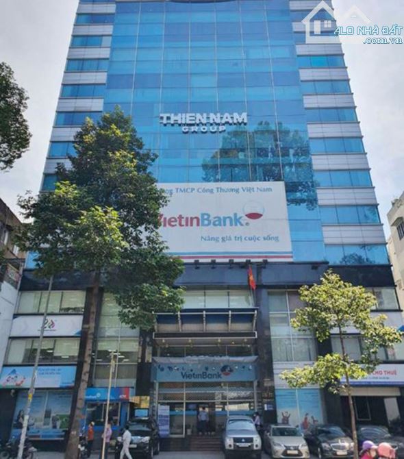 Bán Tòa Văn Phòng Mặt Phố Ngọc Khánh, Ba Đình DT 500m2, 11T, MT 13m. Giá Cực Rẻ