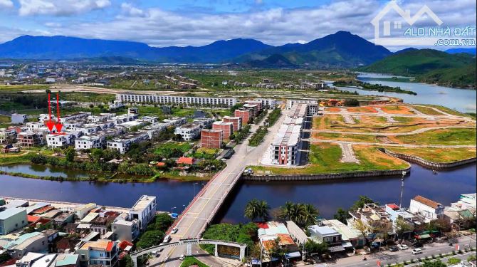 Duy nhất! Nhà 3 tầng - kề góc view sông vĩnh viễn - trục lõi Eco Charm- 120m2 - nhỉnh 5t