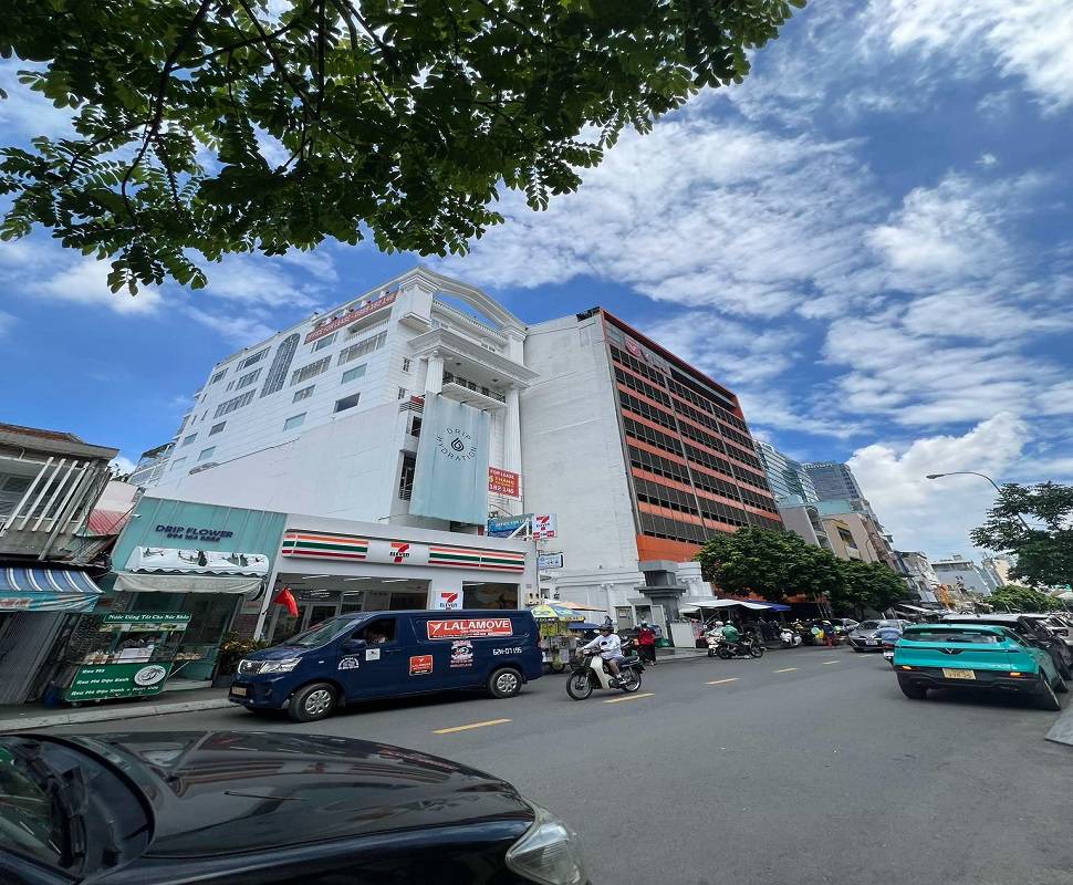 Bán nhà mặt tiền Nguyễn Khắc Nhu Quận 1, dt 330m2 4 tầng ngang 11m giá 184.9 tỷ