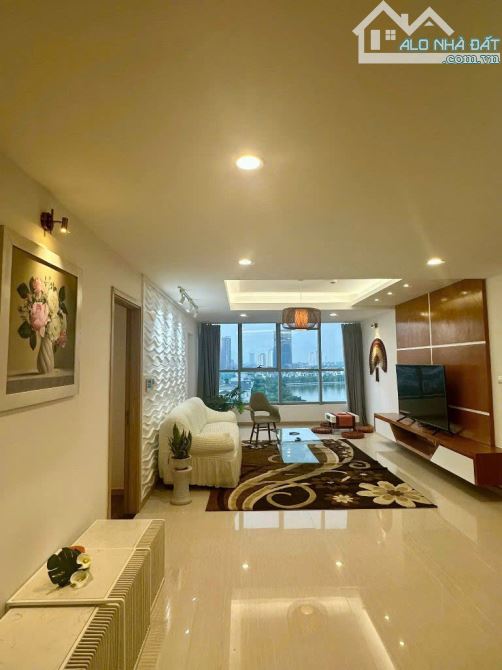 CH 110m - 3n2vs - 8tỷ Cc IA20 Ciputra View sông Hồng, full nội thất thiết kế đẹp sang