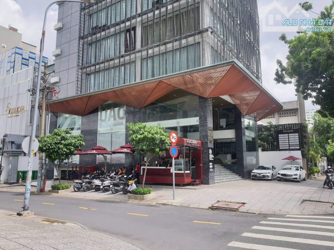 TOÀ NHÀ VĂN PHÒNG TRUNG TÂM THƯƠNG MẠI DỊCH VỤ QUẬN 1. LÔ GÓC 2 MẶT TIỀN 508 m2 - 1150 tỷ