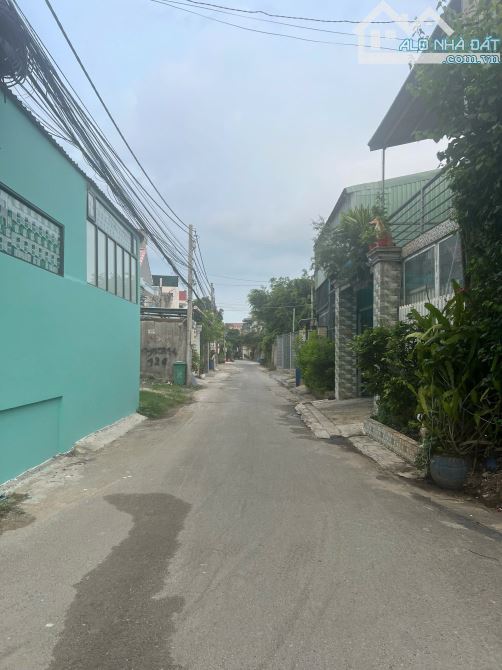 Bán Dãy nhà trọ gần 600m2 ở đường Bình Nhâm 88, ngay gần nhà thờ Lái Thiêu
