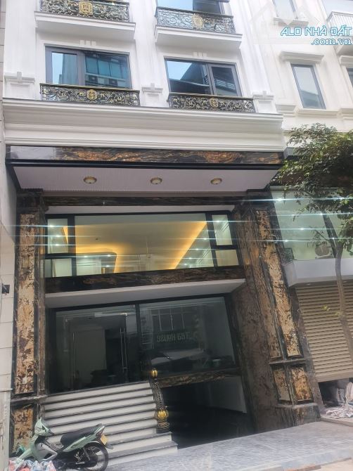 TOÀ VĂN PHÒNG 8 TẦNG PHỐ LÊ ĐỨC THỌ NAM TỪ LIÊM DT 110M VỊ TRÍ VÀNG KD ĐẲNG CẤP GIÁ 65 TỶ