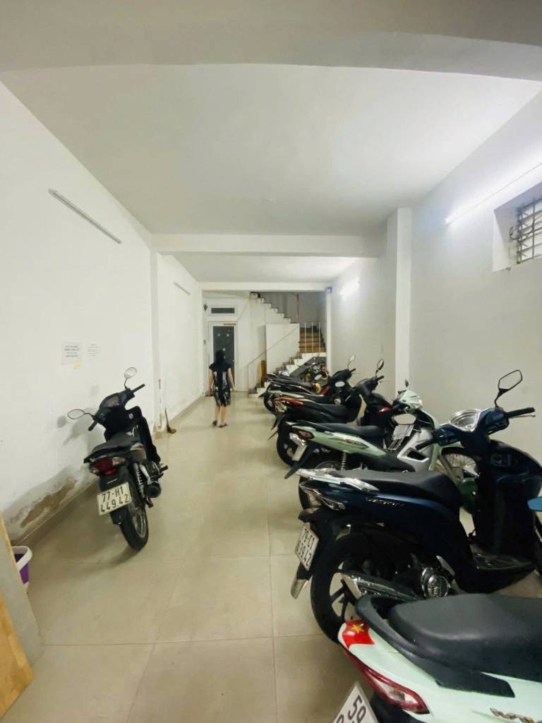 BÁN TÒA CHDV HÒA HẢO QUẬN 10, DT 56M2 5 TẦNG DÒNG TIỀN 50TR/THÁNG CHỈ 9.2 TỶ