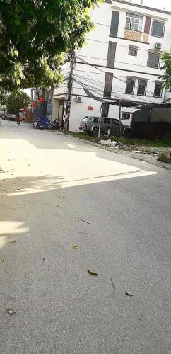Nhà đẹp 6 tầng view Hồ Tây giá 6.7tỷ