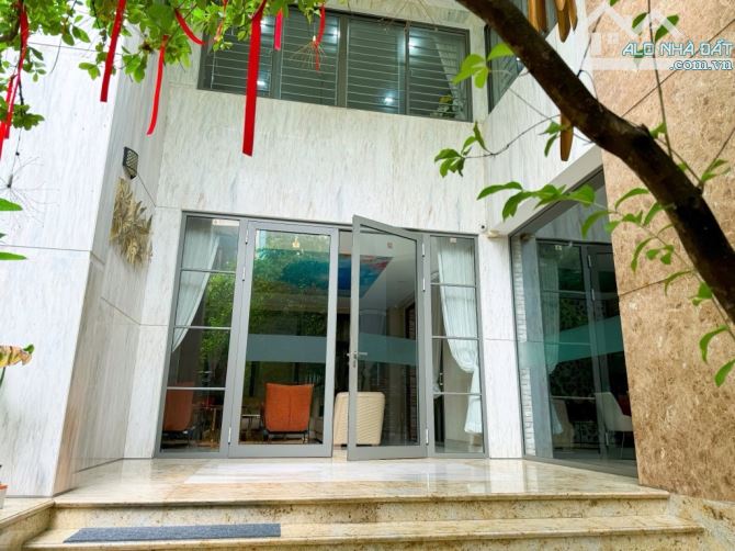TÒA NHÀ VĂN PHÒNG 8 TẦNG- GẦN CỔNG T3- LÊ VĂN HUÂN -P.13- TÂN BÌNH- DT: 12.5*16M- 69 TỶ