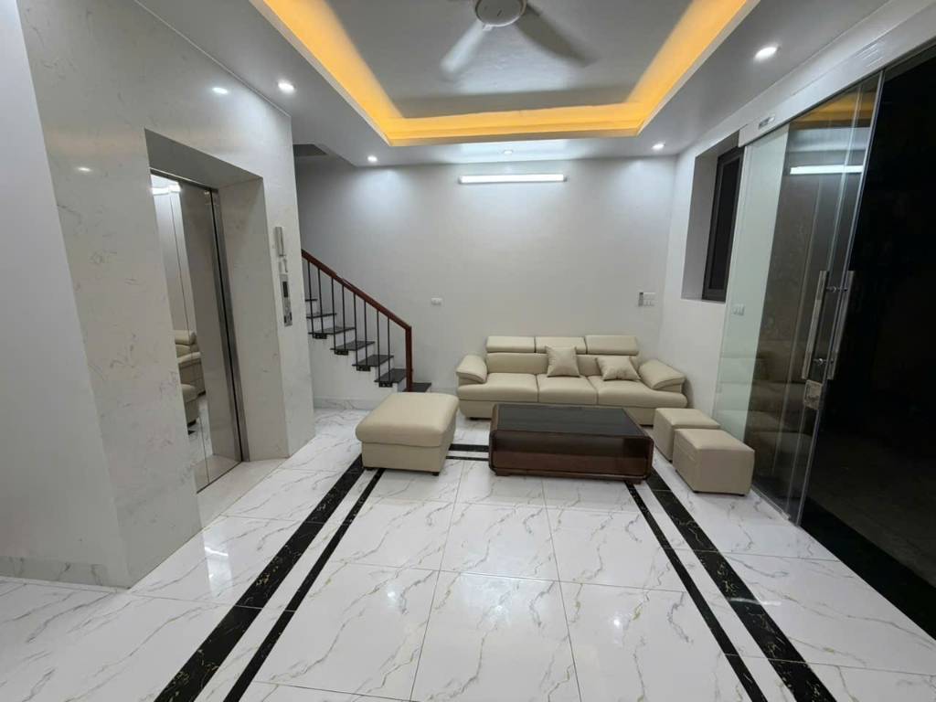 BÁN NHÀ TRƯƠNG ĐỊNH HOÀNG MAI, VỪA Ở VỪA THU, 20M RA PHỐ, THANG MÁY, NỞ HẬU, FULL NỘI THẤT XỊN SÒ