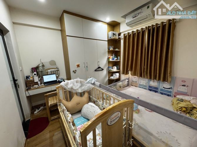CHUNG CƯ KĐT PHÁP VÂN - 81M, LÔ GÓC - 3 PHÒNG NGỦ - NỘI THẤT MỚI - CHỦ CẦN BÁN GẤP