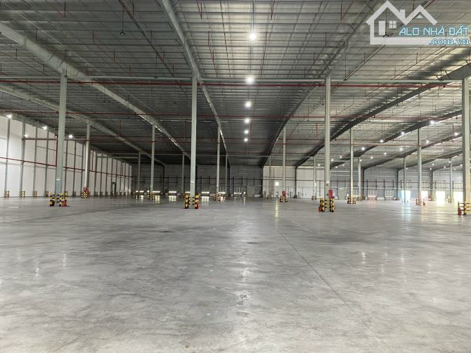 Bán nhà 5000m2 xưởng MT trung tâm Hóc Môn,HCM