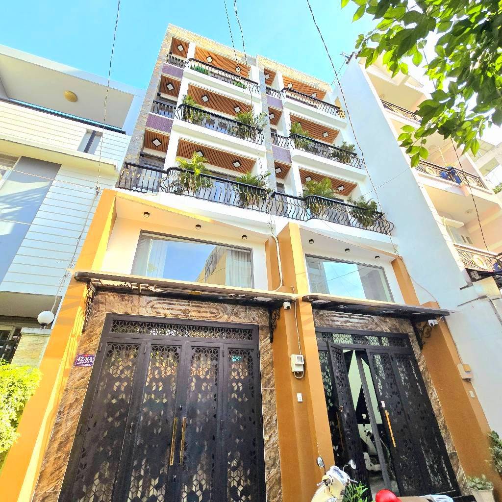 Bán nhà Bình Tân hẻm xe hơi Tân Kỳ Tân Quý, gần mặt tiền, vị trí đẹp đầu tư tốt