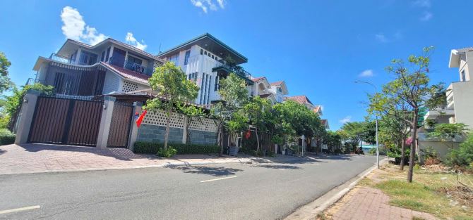 CHỦ CẦN TIỀN BÁN BIỆT THỰ ĐẸP CĂN GÓC 2 MẶT TIỀN KHU ĐẠI AN_PHƯỜNG 9_VŨNG TÀU_GIÁ 19 TỶ