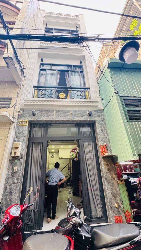 bán nhà đường 3 Tháng 2 Lý Nam Đế, Quận 11, dt 30m², 2 tầng, 2PN, gần Hòa Hảo, giá 7.5 tỷ