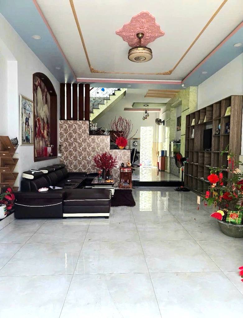 Bán nhà 3 tầng Kinh Dương Vương, An Lạc Bình Tân, hẻm Xe Hơi thông, nhỉnh 6 tỷ