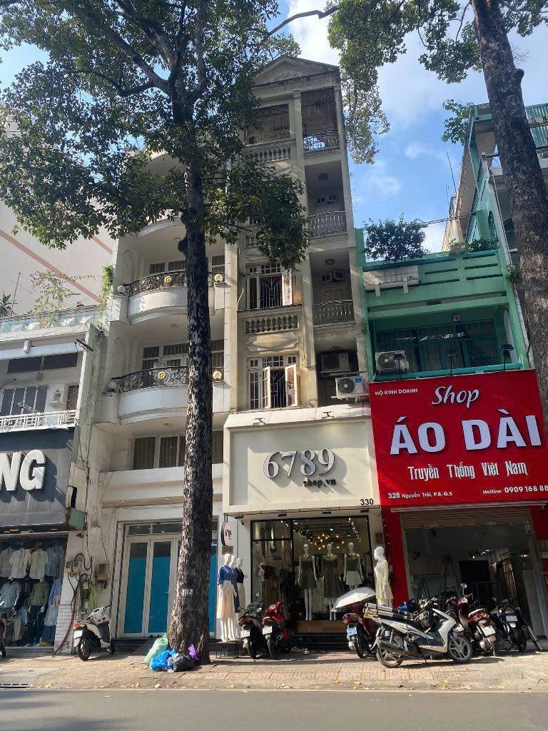 Bán nhà mặt tiền Nguyễn Trãi, Quận 5, DT 4x16m 5 tầng, HĐT 150tr/tháng, giá 39 tỷ TL