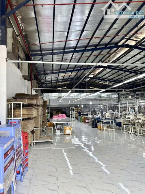 NHÀ XƯỞNG 1.403M2 FULL THỔ CƯ, GÓC 2 MẶT TIỀN Q12, NGAY NGÃ TƯ GA. BÁN ĐỊNH CƯ GIÁ TỐT