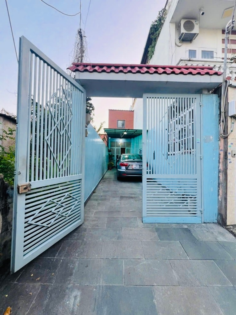 GẤP, CHỦ BÁN NHÀ MẶT TIỀN PHÚ ĐỊNH QUẬN 8, 3 TẦNG 4PN 4WC 133M2, NHỈNH 8 TỶ