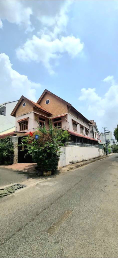 BÁN BIỆT THỰ LÔ GÓC 2 MẶT TIỀN LÊ VĂN VIỆT, THỦ ĐỨC, GIẢM CÒN 18.5 TỶ
