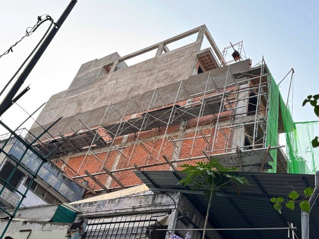 Bán nhà Nguyễn Trãi Quận 5, dt 120m2 7 tầng dòng tiền 140tr tháng, giá 46 tỷ
