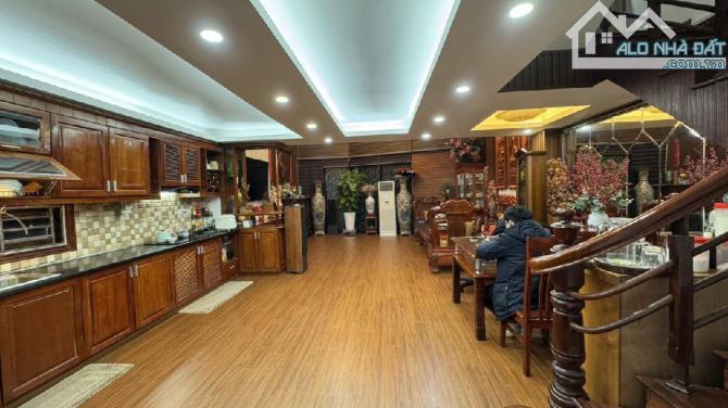 BÁN TOÀ VĂN PHÒNG 10 TẦNG PHỐ TRẦN DUY HƯNG - CÁCH 1 NHÀ RA MP - 85M2, MT 6.6M CHỈ 26.5 TỶ