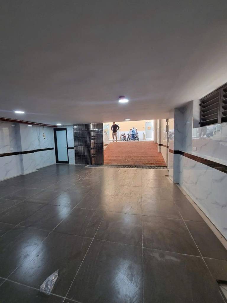 BÁN TÒA APARTMENT LẠC LONG QUÂN TÂY HỒ, 130M² 9 TẦNG MT 5,9M, GIÁ 56.8 TỶ 20 PHÒNG DT 125TR/THÁNG