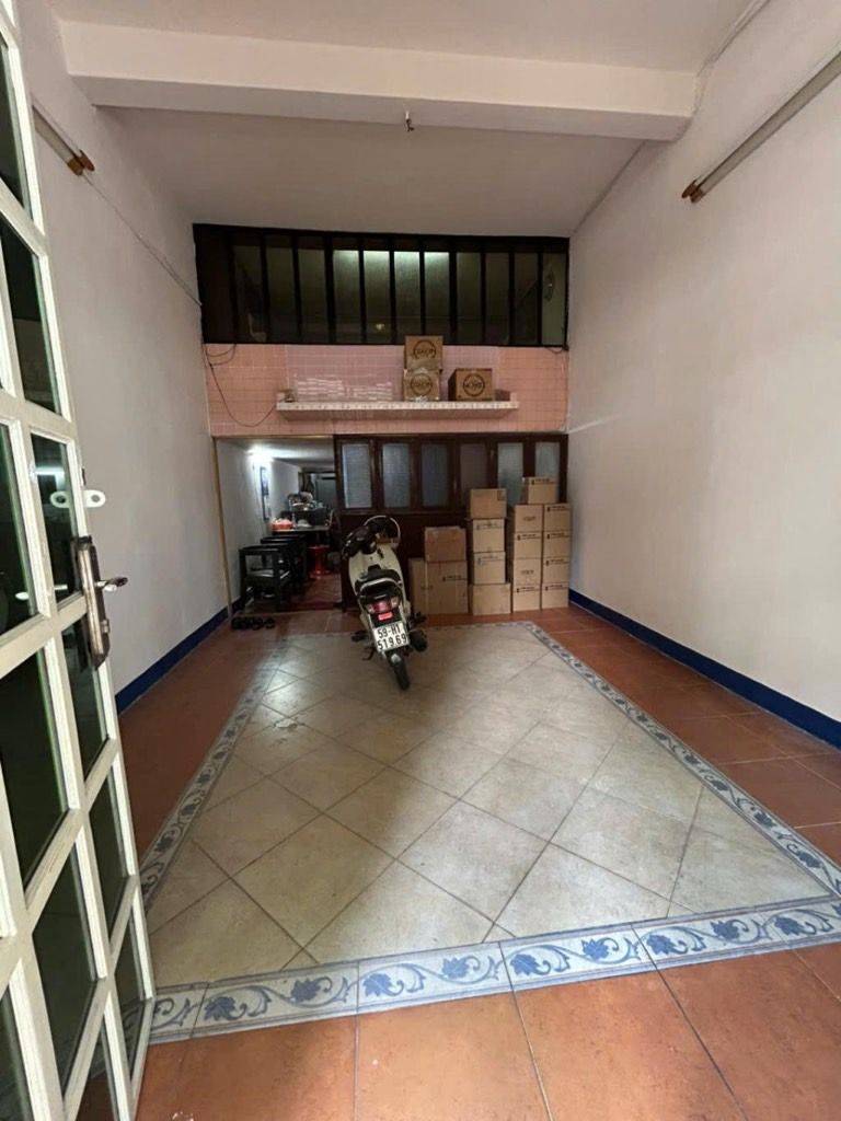 BÁN SHOPHOUSE MẶT TIỀN VÕ VĂN KIỆT, TRUNG TÂM QUẬN 5, 2 TẦNG NGANG 4X19M, KINH DOANH CỰC TỐT