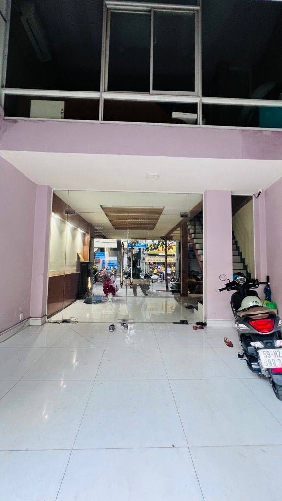 BÁN NHÀ MẶT TIỀN BÙI HỮU NGHĨA, TRẦN HƯNG ĐẠO - QUẬN 5, DT 116m2, HOÀN CÔNG ĐỦ, GIÁ 36,5 TỶ