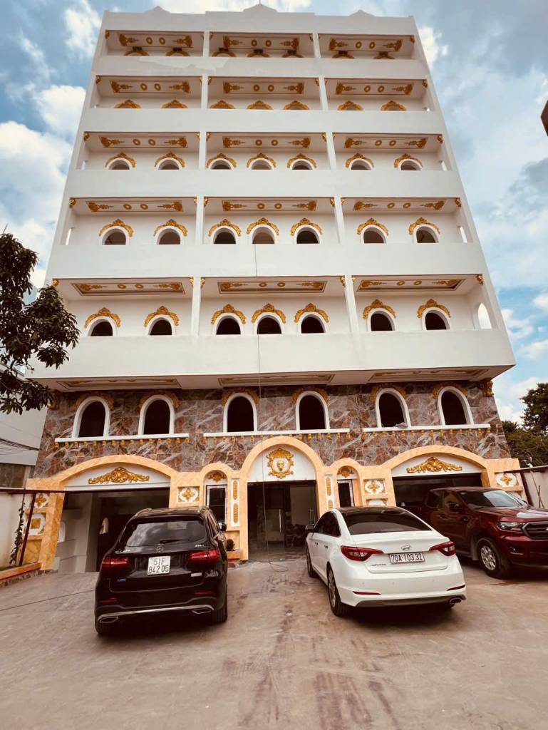 Bán nhà MT Nguyễn Khắc Nhu Quận 1, 11x53m CN 536.7m2, 2 hầm 9 tầng, HĐT 1.1 tỷ/tháng, giá 420 tỷ