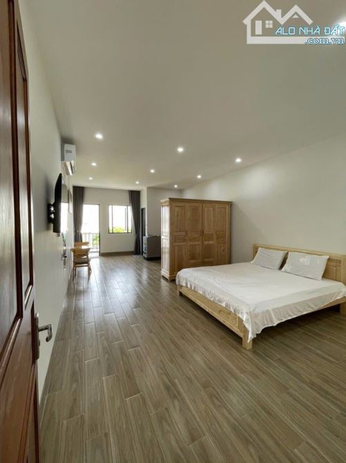 Bán gấp nhà MT Lê Đình Dương, Hải Châu sát Nguyễn Văn Linh, gần 90m, 4 tầng, Giá chỉ 2x Tỷ