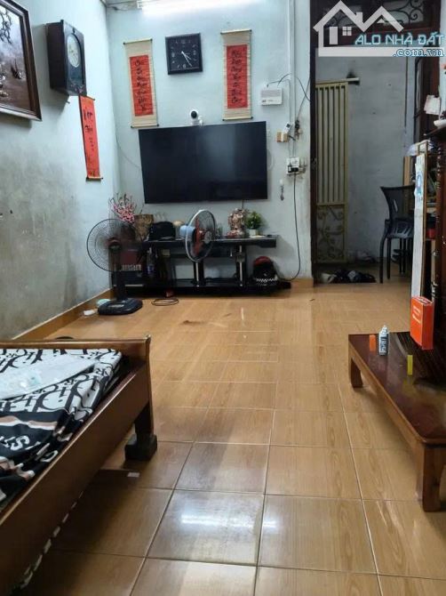 TẬP THỂ LÒ ĐÚC – NGUYÊN BẢN – TẦNG 3 – 55M – GIÁ 2,9 TỶ