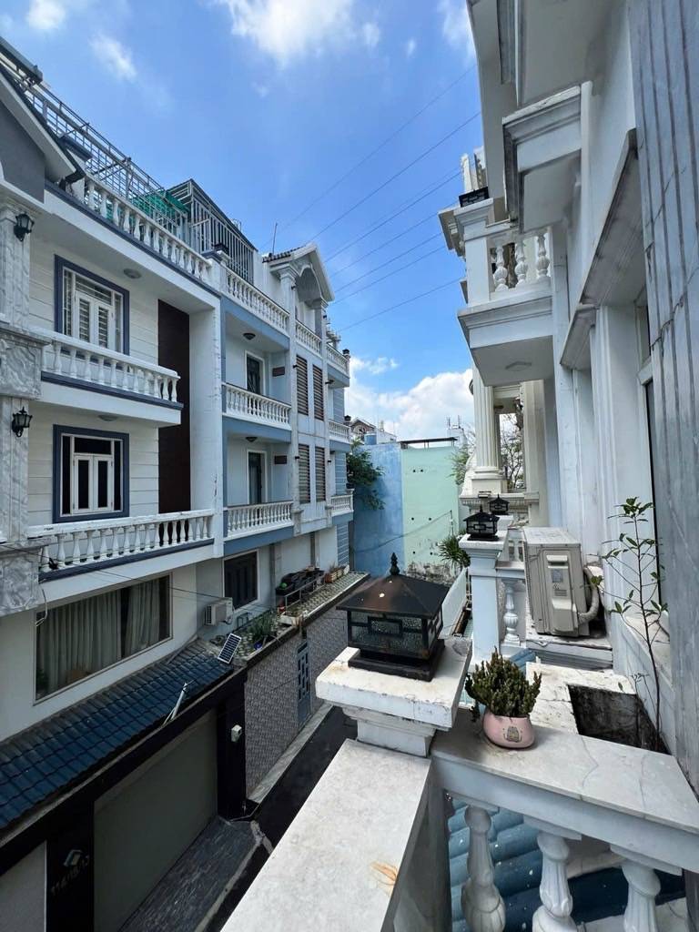 HIẾM, BÁN NHÀ PHẠM VĂN CHIÊU GÒ VẤP, KHU BIỆT THỰ, NGANG KHỦNG 10.5M, CHỈ 8,2 TỶ