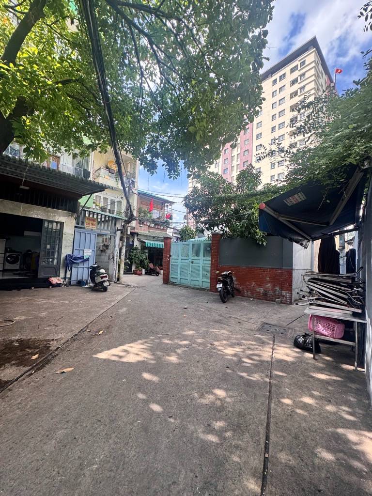 CHÍNH CHỦ BÁN GẤP NHÀ THOẠI NGỌC HẦU TÂN PHÚ, CĂN GÓC 2 MẶT HẺM XE HƠI QUAY ĐẦU, GIÁ TỐT