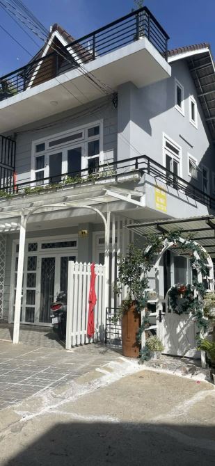 BÁN VILLA ĐALAT DIỆN TÍCH LƠN 166M . ĐƯỜNG OTO GẦN TRUNG TÂM.