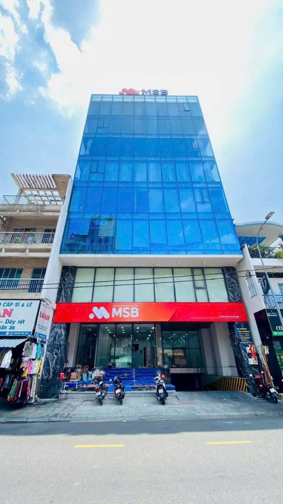 Bán tòa nhà MT Hoàng Diệu Quận 4, 9x26m CN 315m2, view Bến Nhà Rồng, HĐT OCB 280tr/tháng