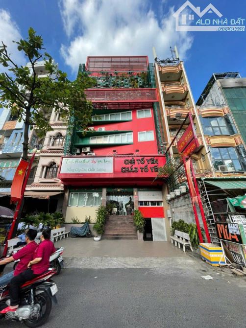 Bán toà nhà văn phòng MT Trường Chinh, Tân Bình, DT 10 x 15m, hầm 5 tầng. Giá chỉ 24 tỷ TL