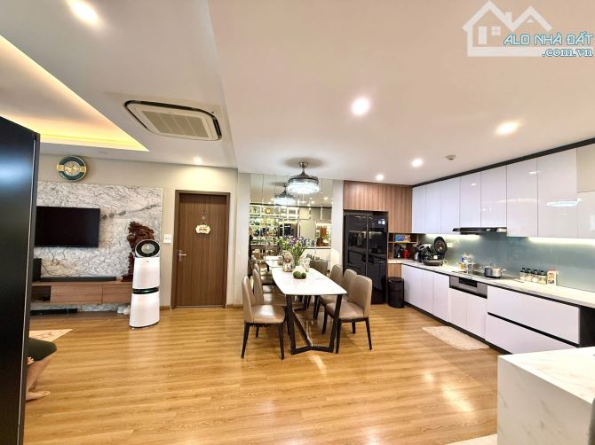 Bán căn hộ The Park Home Cầu Giấy 81m2 2pn 2vs 8.6tỷ full NT, tầng trung
