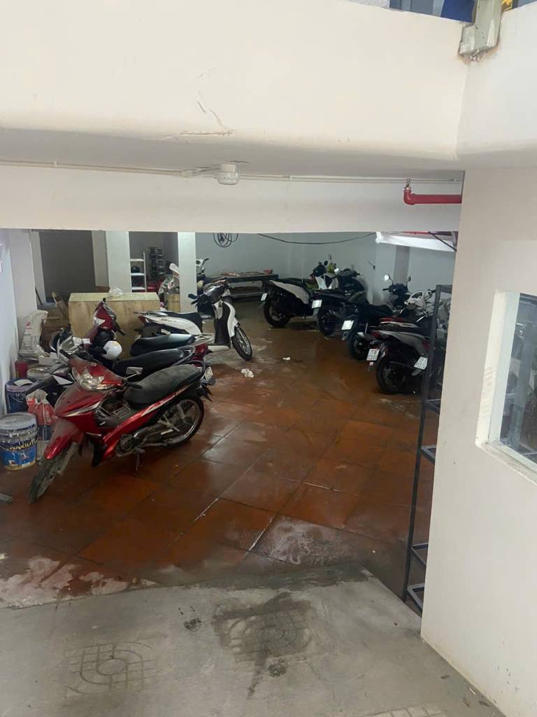 Bán tòa CHDV Nguyễn Trãi Quận 1, dt 140m2 20 phòng 7 tầng giá 37 tỷ