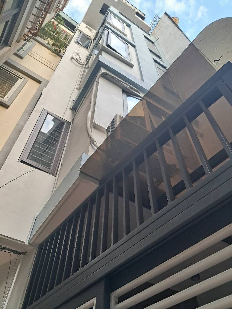 Bán nhà Lê Đức Thọ Nam Từ Liêm, 37m2 2 thoáng, full đồ, gần ô tô, giá chỉ 9,5 tỷ