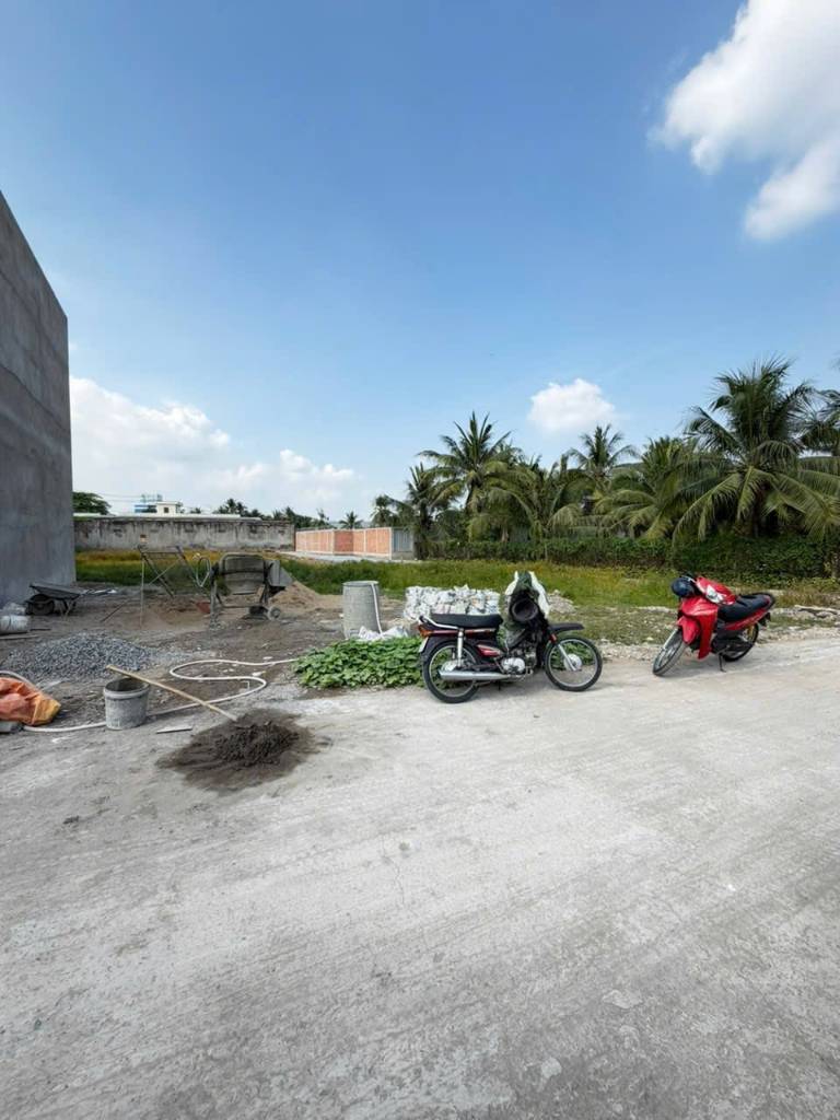 Đất thổ cư mặt tiền Nguyễn Công Bình, Tiền Giang, hẻm xe hơi 7 chỗ, nhỉnh 1 tỷ