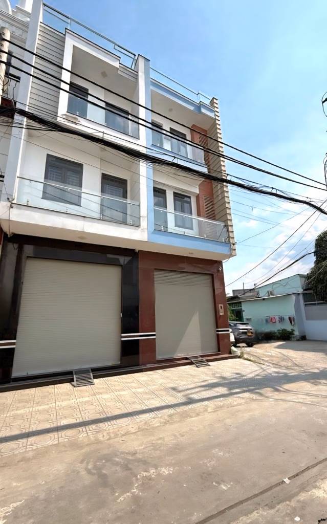 BÁN NHÀ LIỀN KỀ TỈNH LỘ 10 BÌNH TÂN, NGAY NGÃ TƯ BA HOM, HẺM XE HƠI, 5X19M GIÁ TỐT
