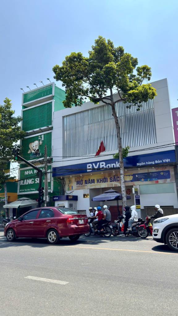 Bán tòa nhà mặt tiền Lũy Bán Bích Tân Phú, dt 13 x 30m HĐT 250tr/th ngân hàng, giá 80 tỷ