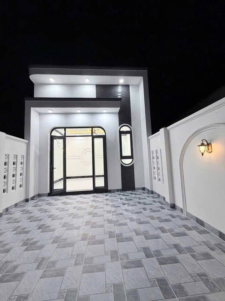 BÁN GẤP CĂN NHÀ CẤP 4 ĐƯỜNG TÂN LIÊM, BÌNH CHÁNH, DT 85M2, GIÁ RẺ